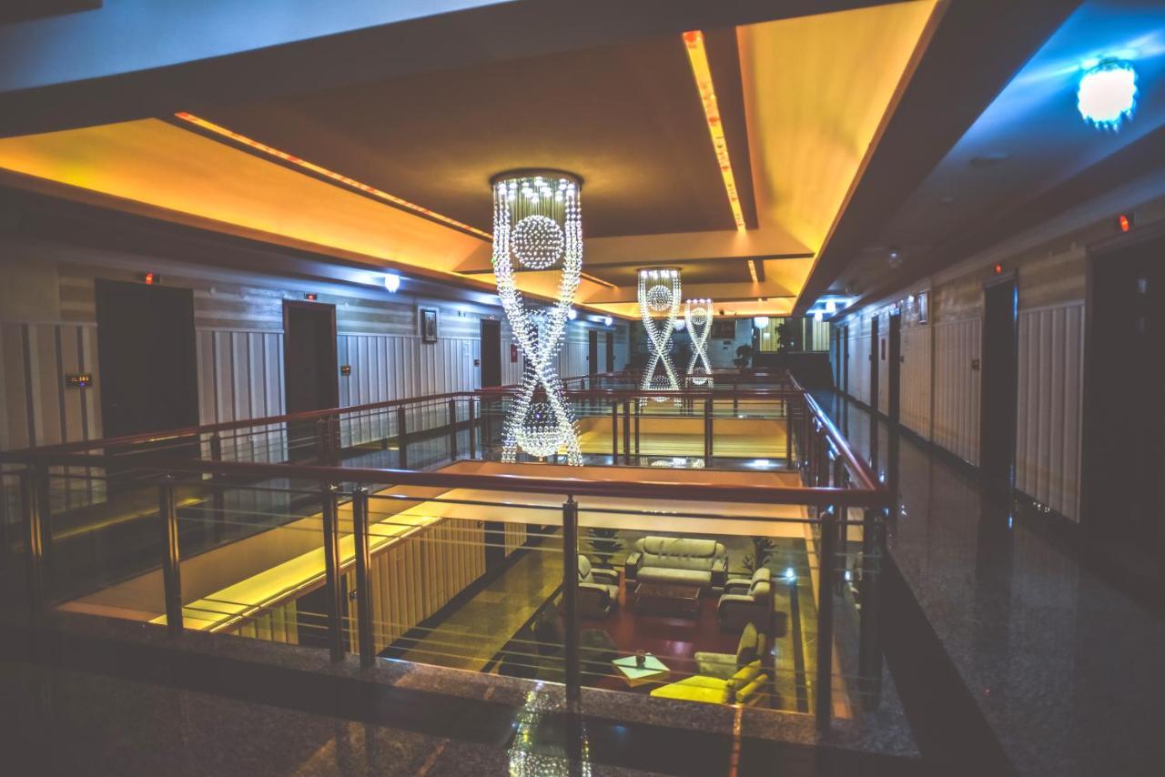 Hotel New Star Skopje Extérieur photo